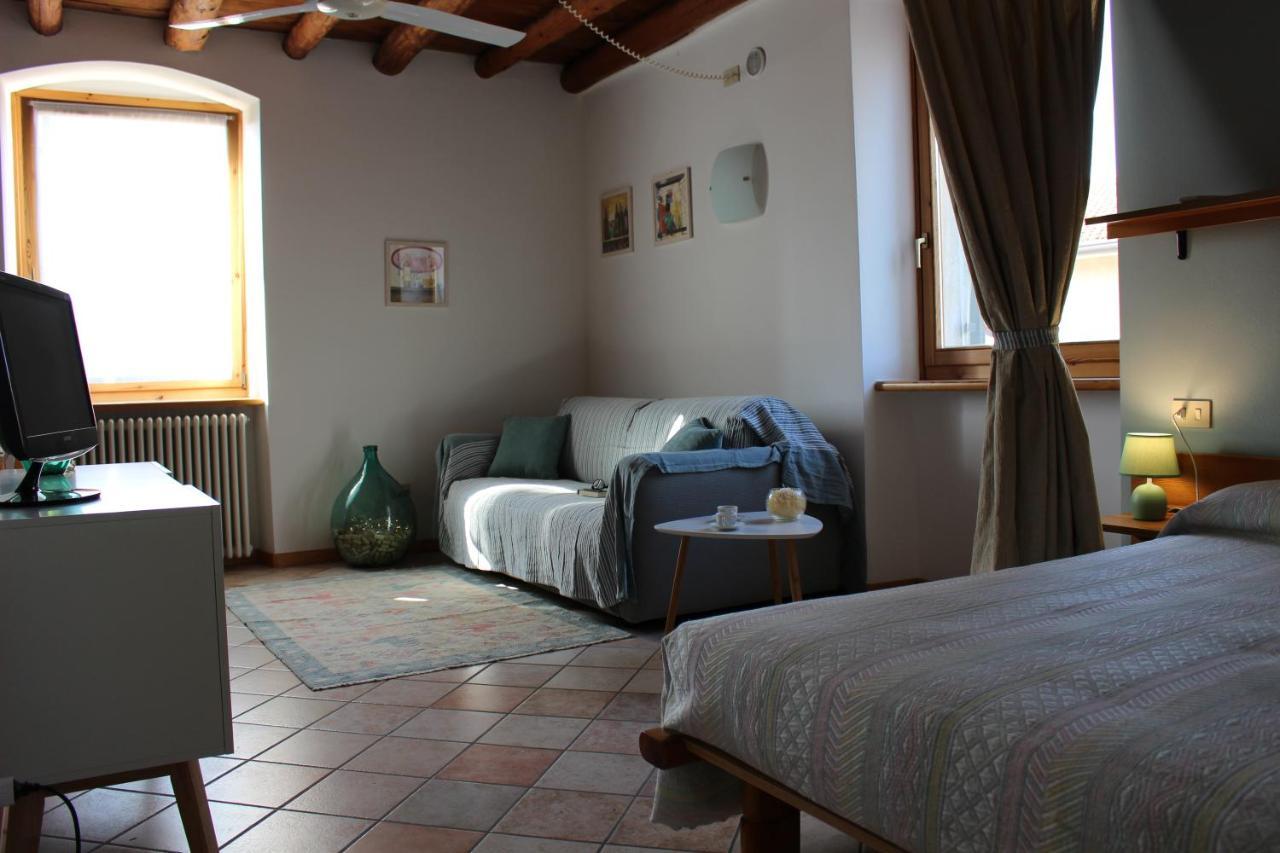 Agriturismo Le Ginestre Лацизе Екстер'єр фото